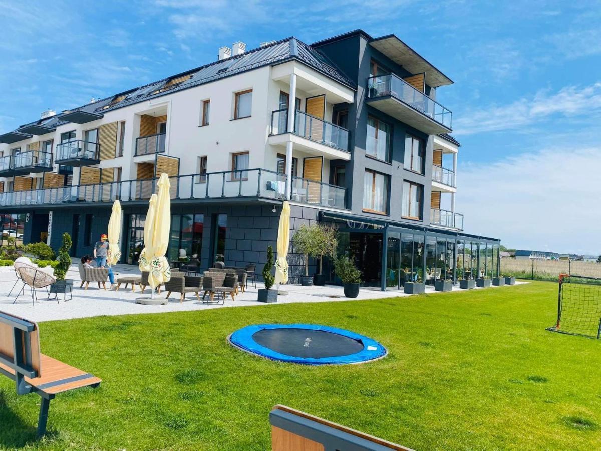 Przystan Apartamenty Sarbinowo Exteriör bild
