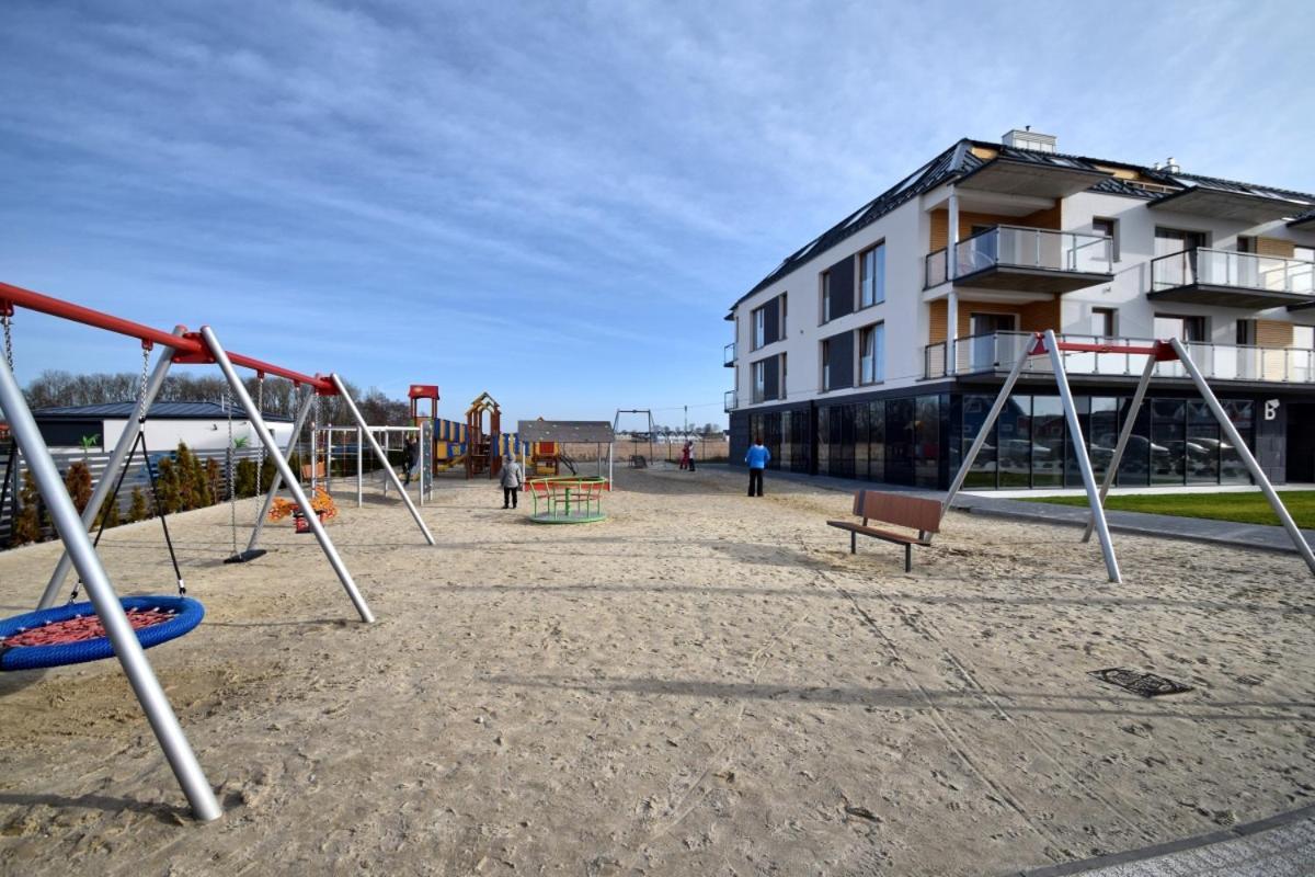 Przystan Apartamenty Sarbinowo Exteriör bild